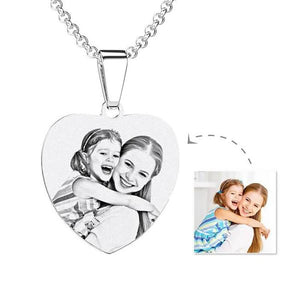 Mother‘s Day Gifts Women's Heart Photo Engraved Necklace Stainless Steel Black And White