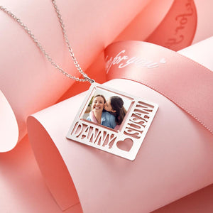 Custom Photo Engraved Necklace Exquisite Round Gifts