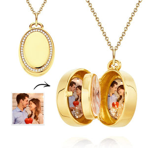Oval Locket Photo Necklace Personalized Retro Memorial Picture Pendant Gift For Her